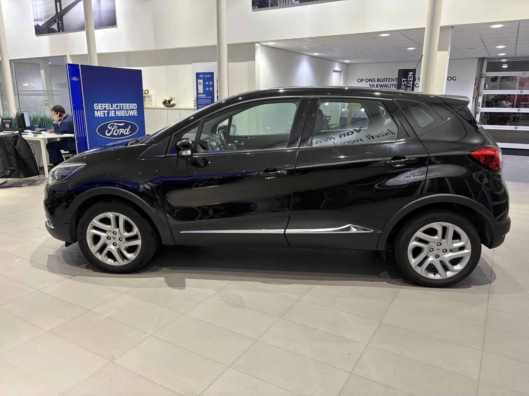 Renault-Captur-image-1