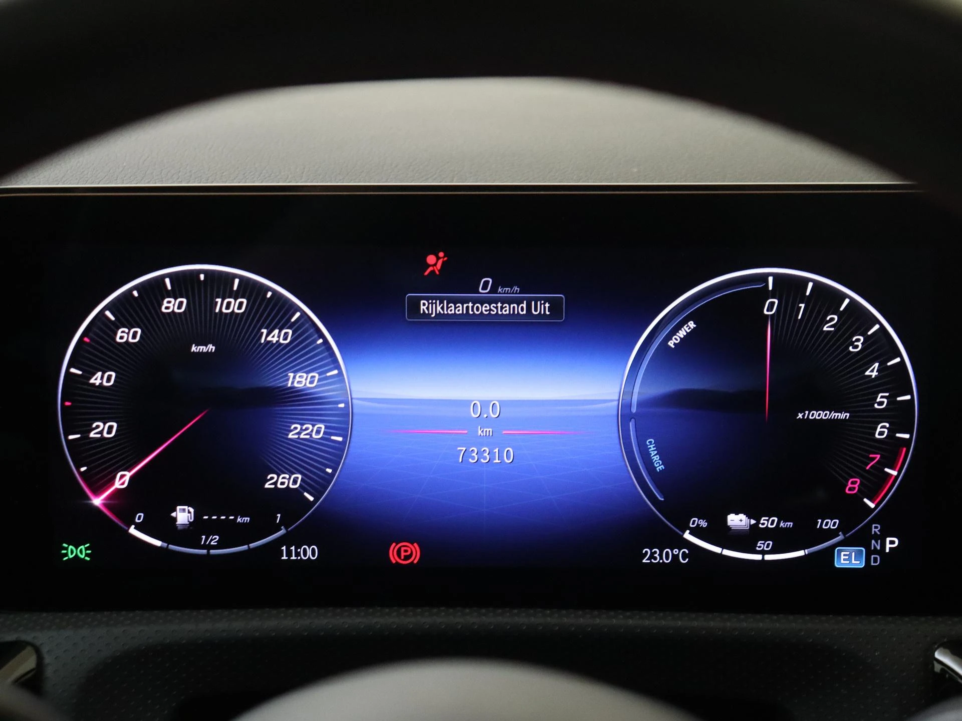 Mercedes-Benz-A-Klasse-image-11