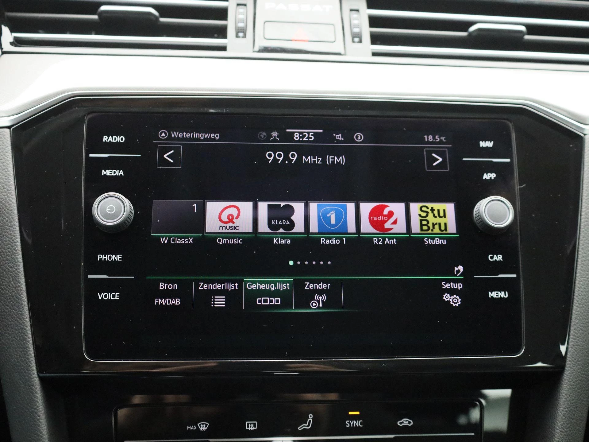 Volkswagen Passat Variant 1.6 TDI Elegance Business R
