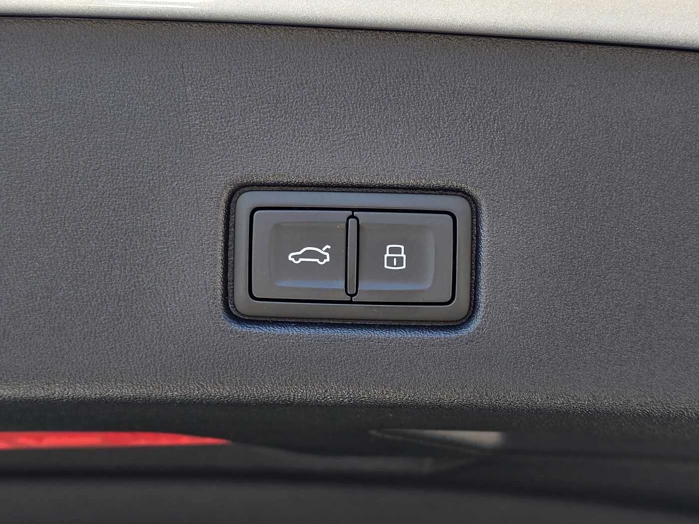 Audi-Q4 e-tron-image-17