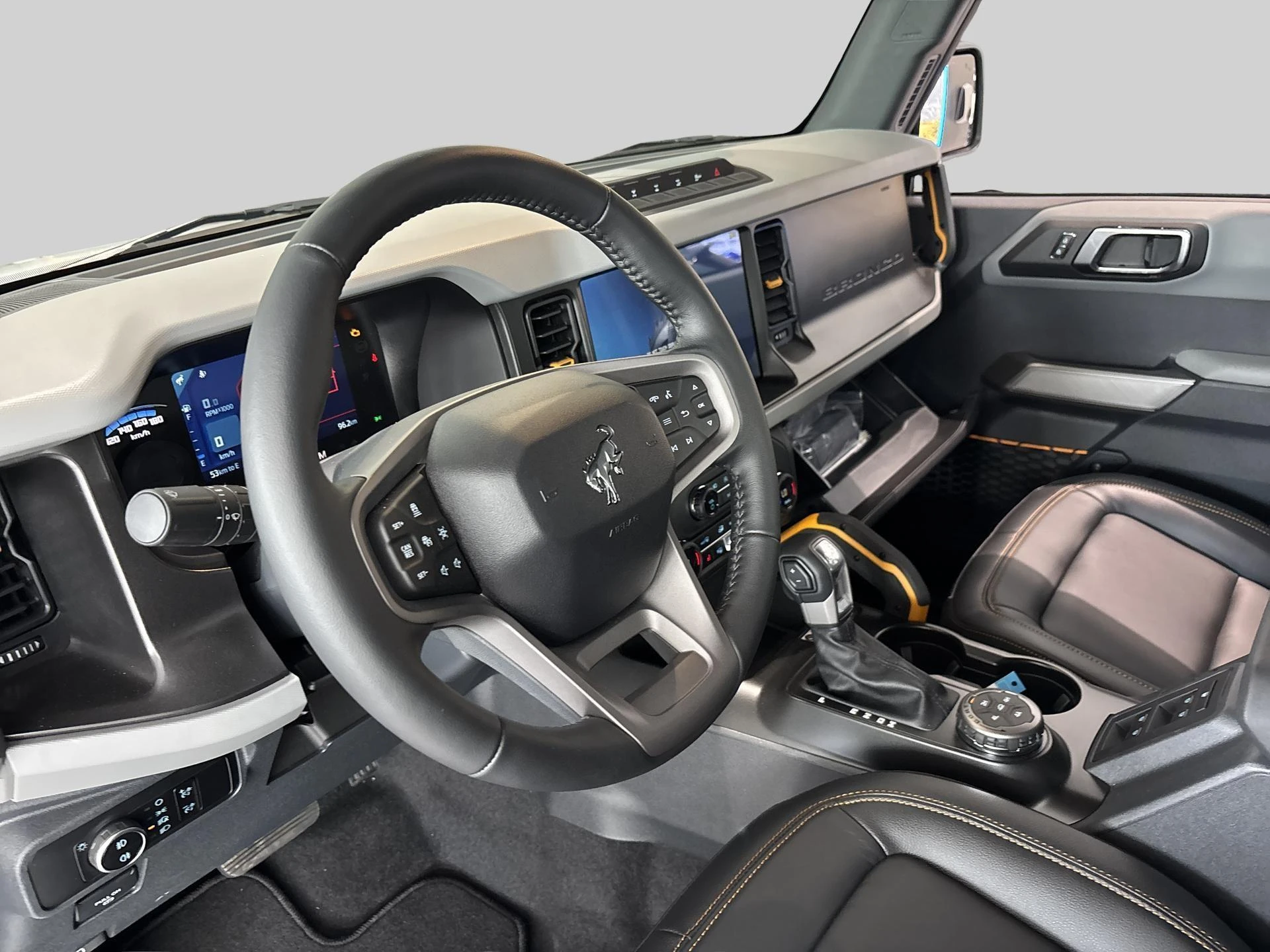 Ford-Bronco-image-9