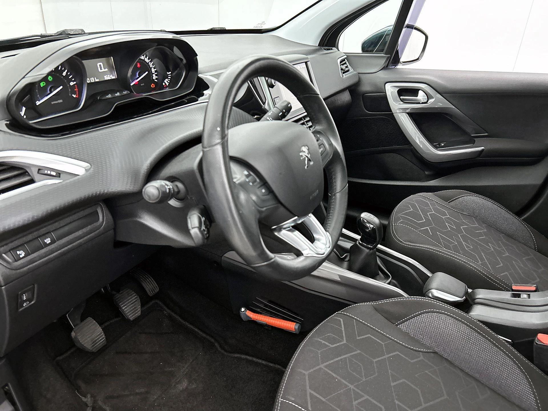 Peugeot 2008 1.2 PureTech Blue Lion