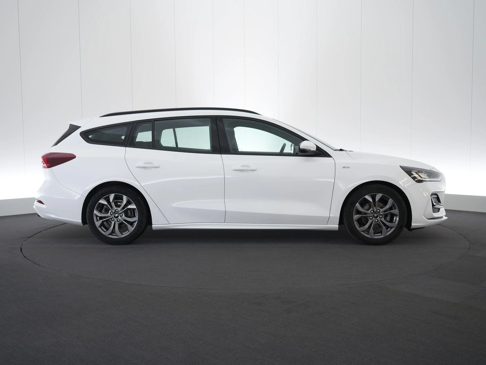 Ford Focus Clipper 1.0i EcoBoost MHEV 92kW ST-Line