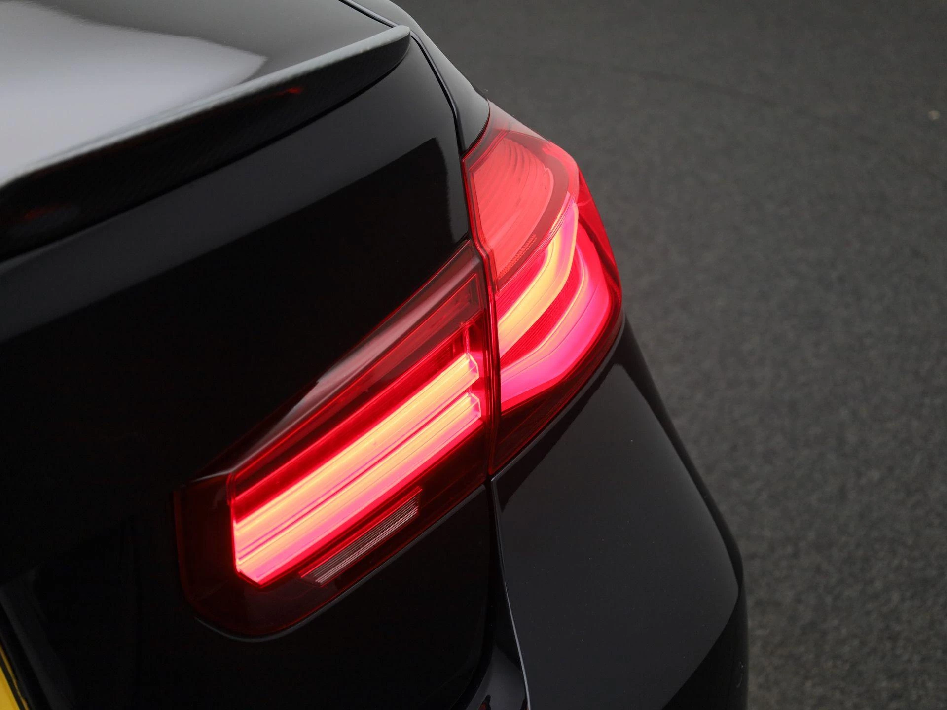 BMW-3 Serie-image-31