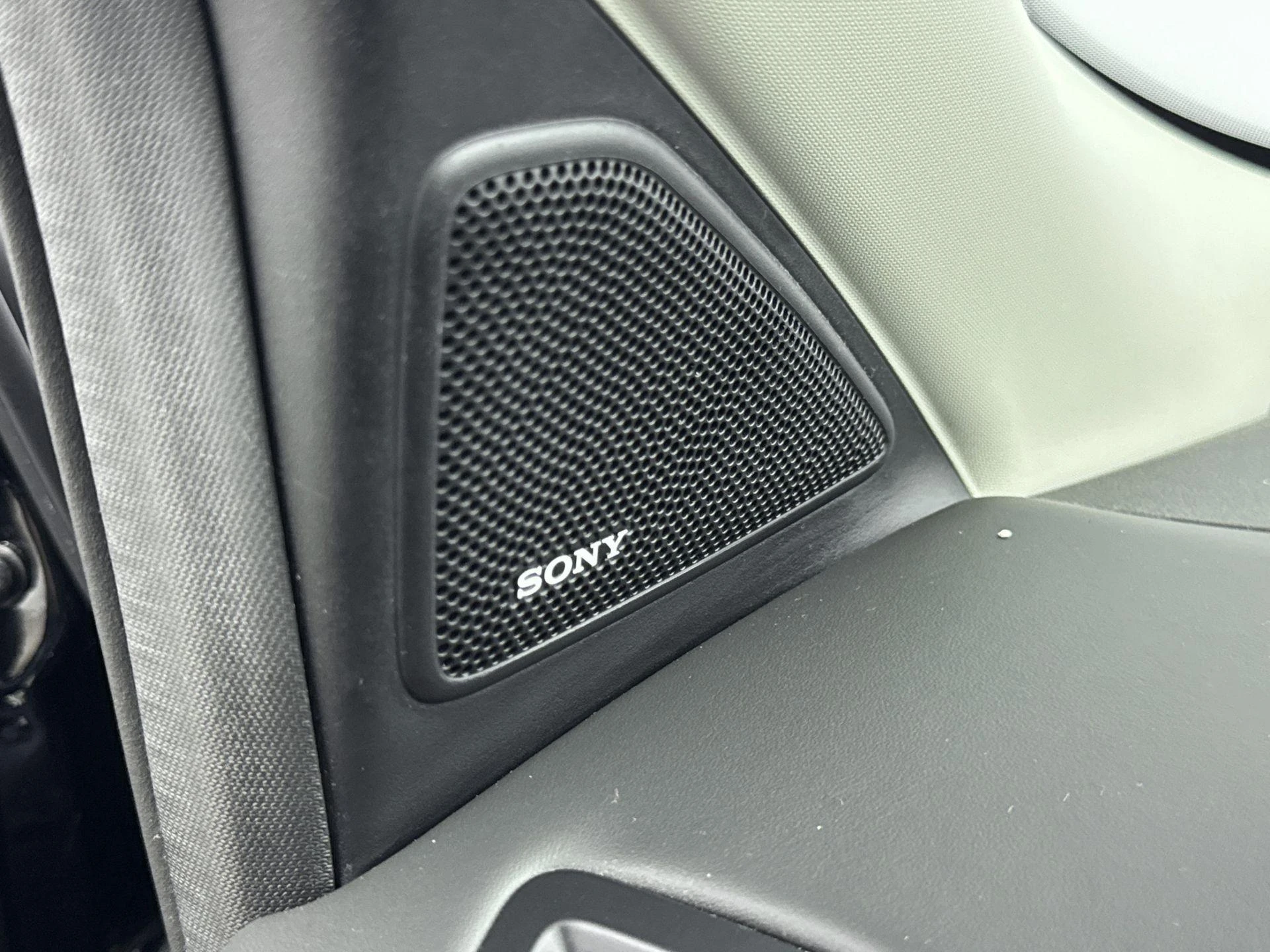 Ford-Kuga-image-10