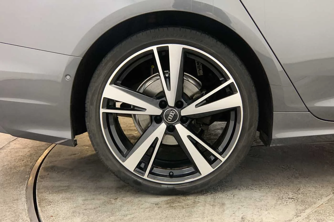 Audi-A6-image-4