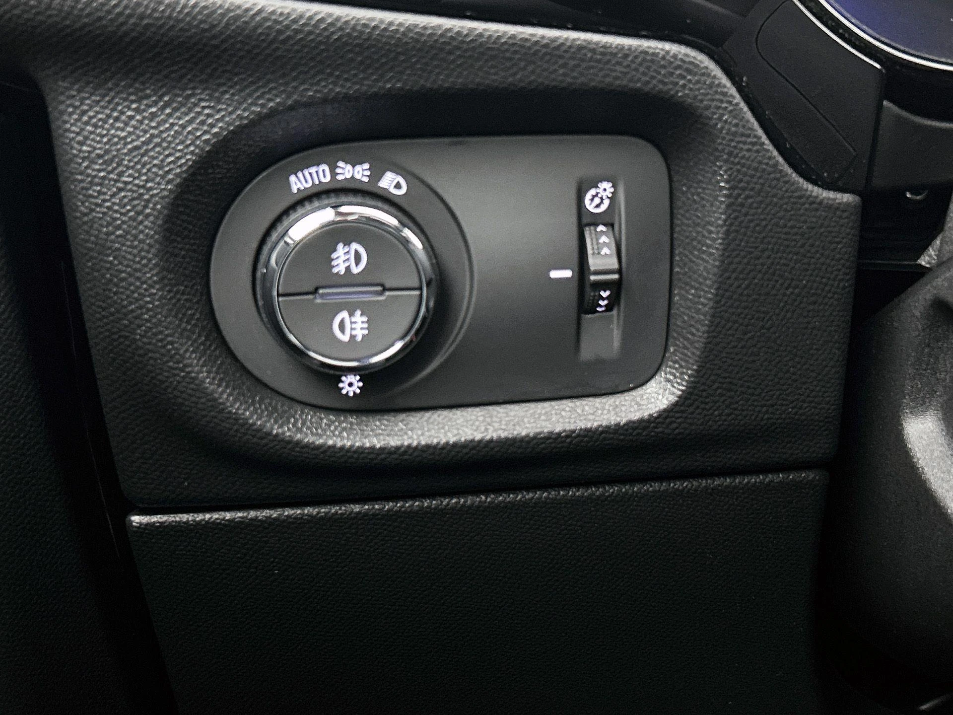 Opel-Corsa-image-21