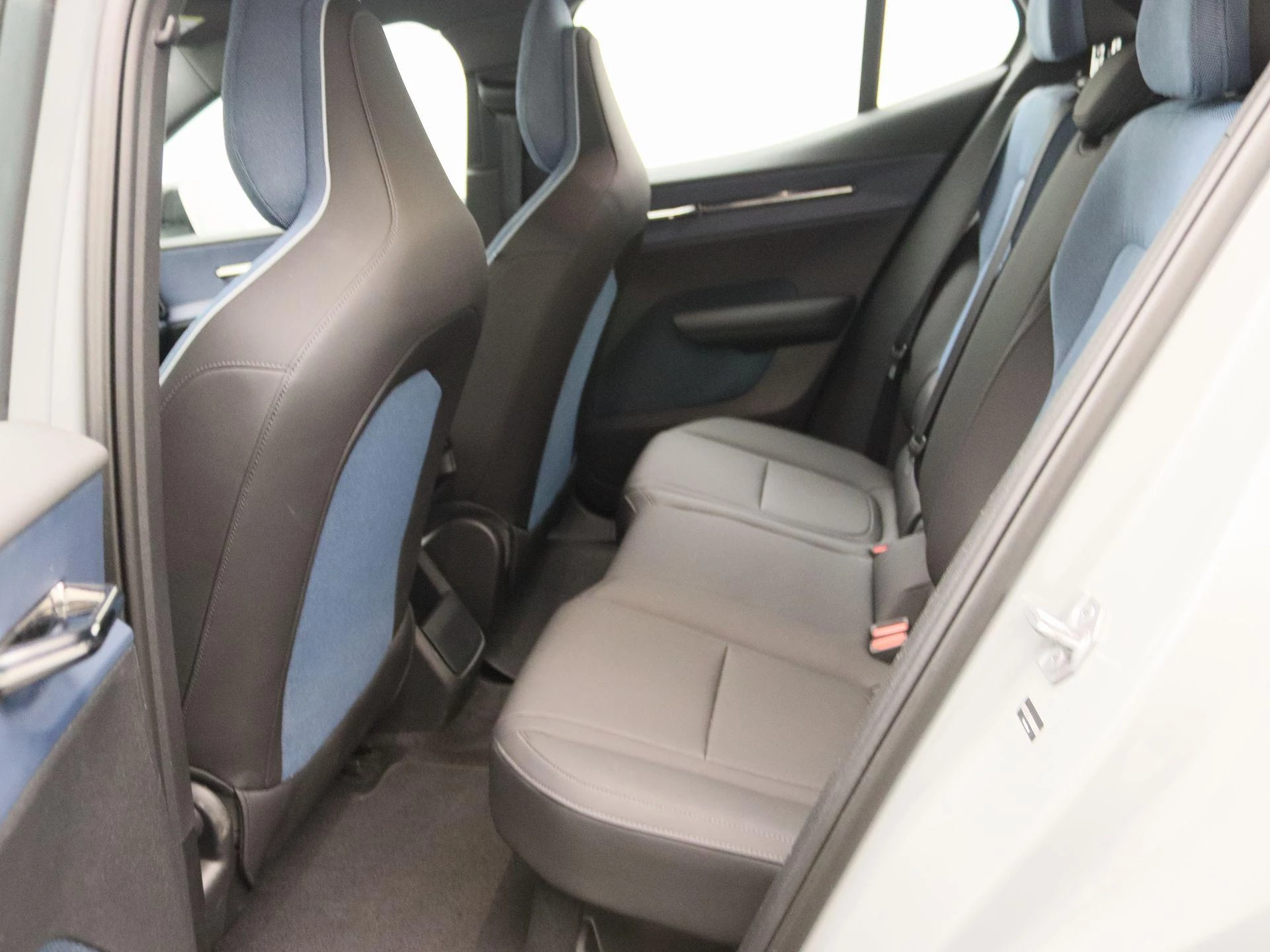 Volvo-EX30-image-10
