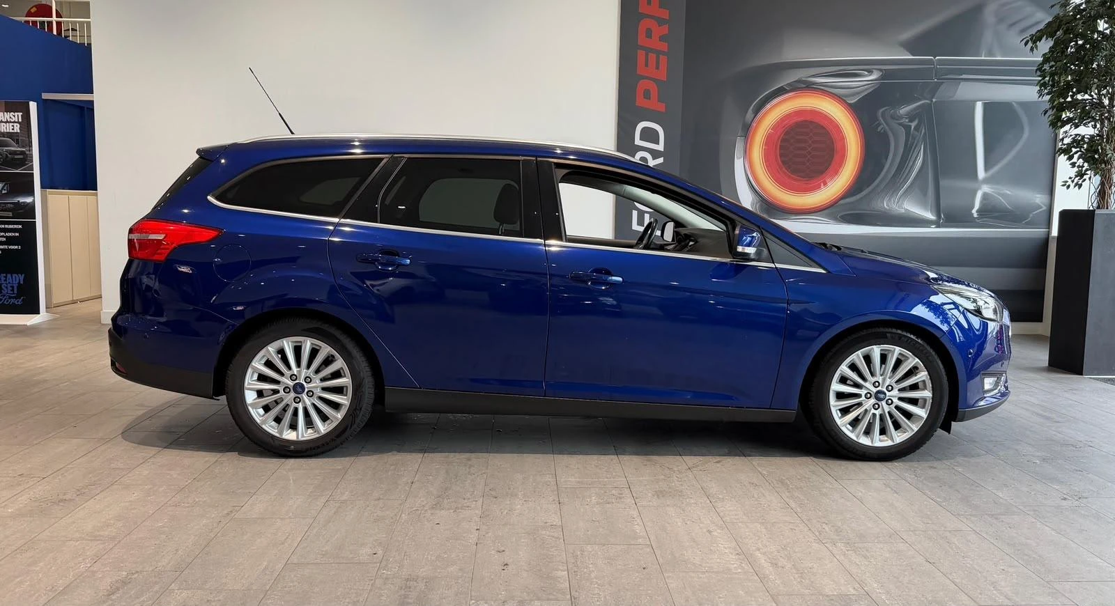Ford-Focus-image-13
