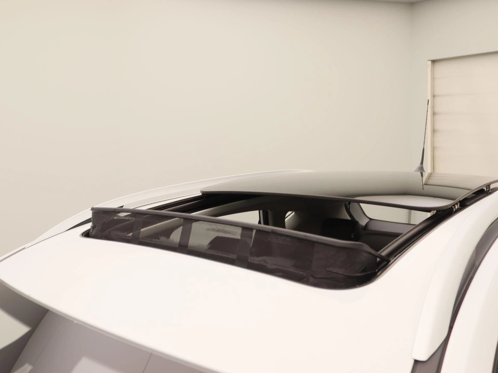 MG-ZS EV-image-17