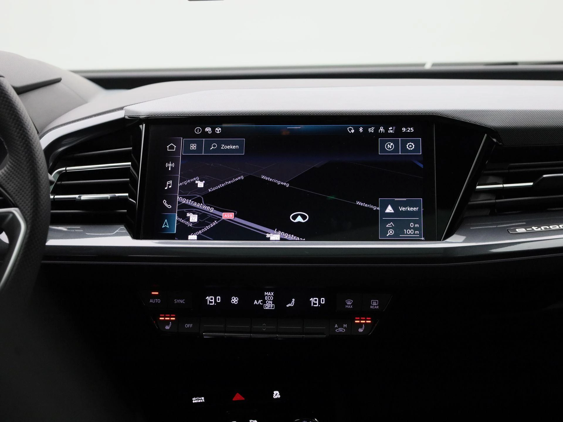 Audi-Q4 Sportback e-tron-image-8