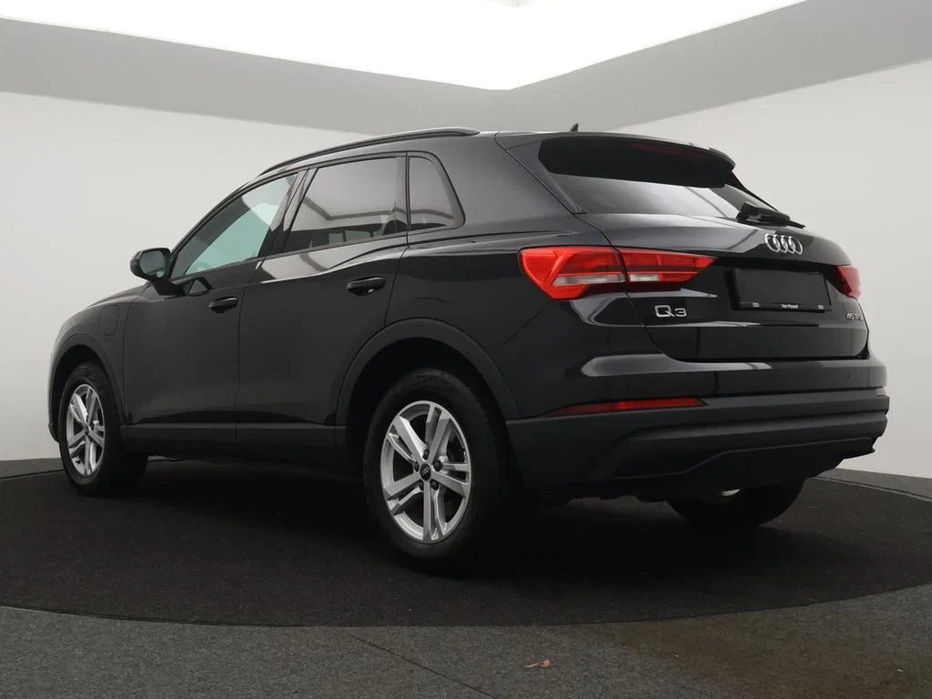 Audi-Q3-image-5