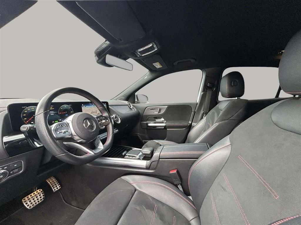 Mercedes-Benz-EQA-image-9