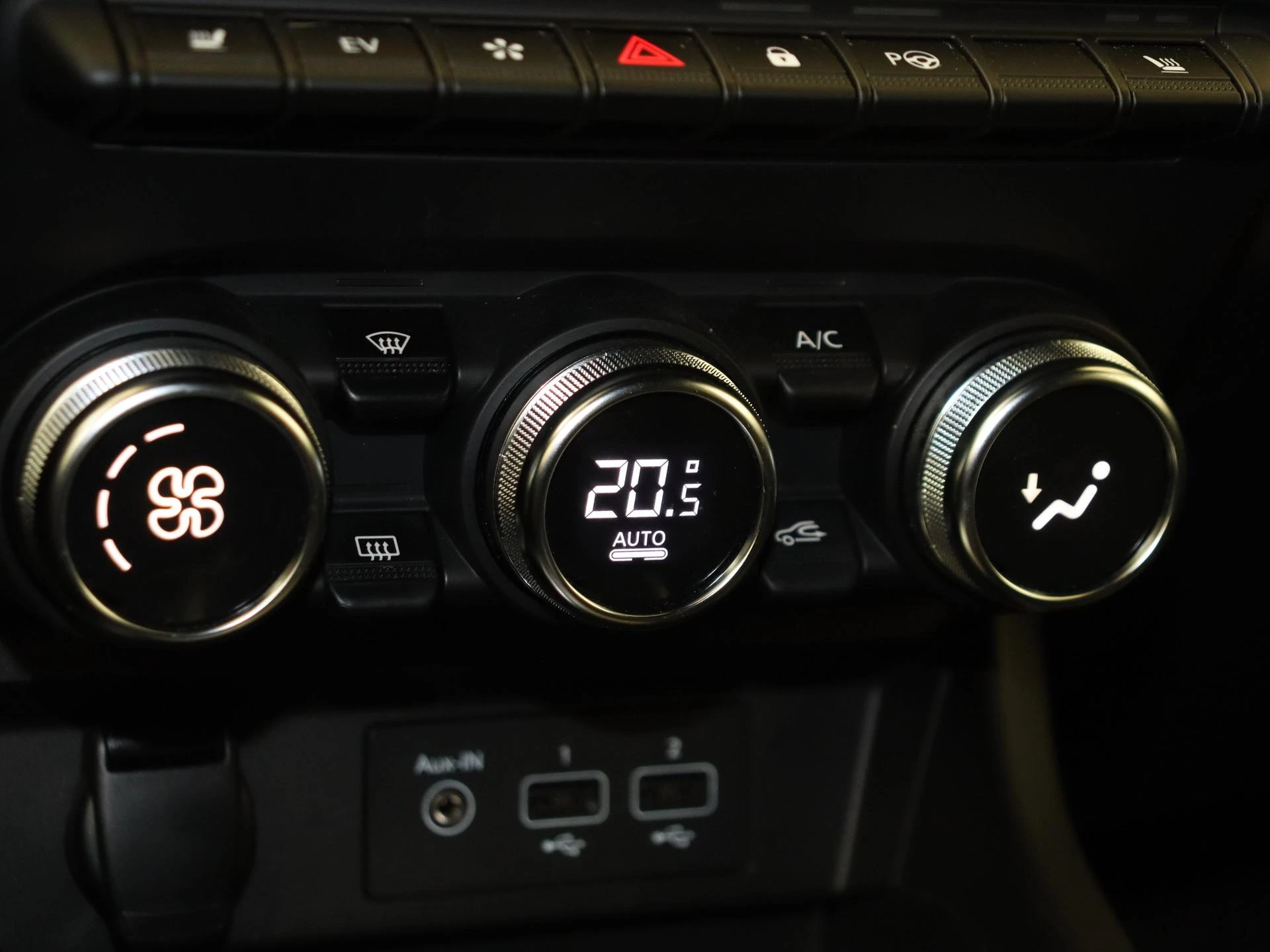 Renault-Arkana-image-18