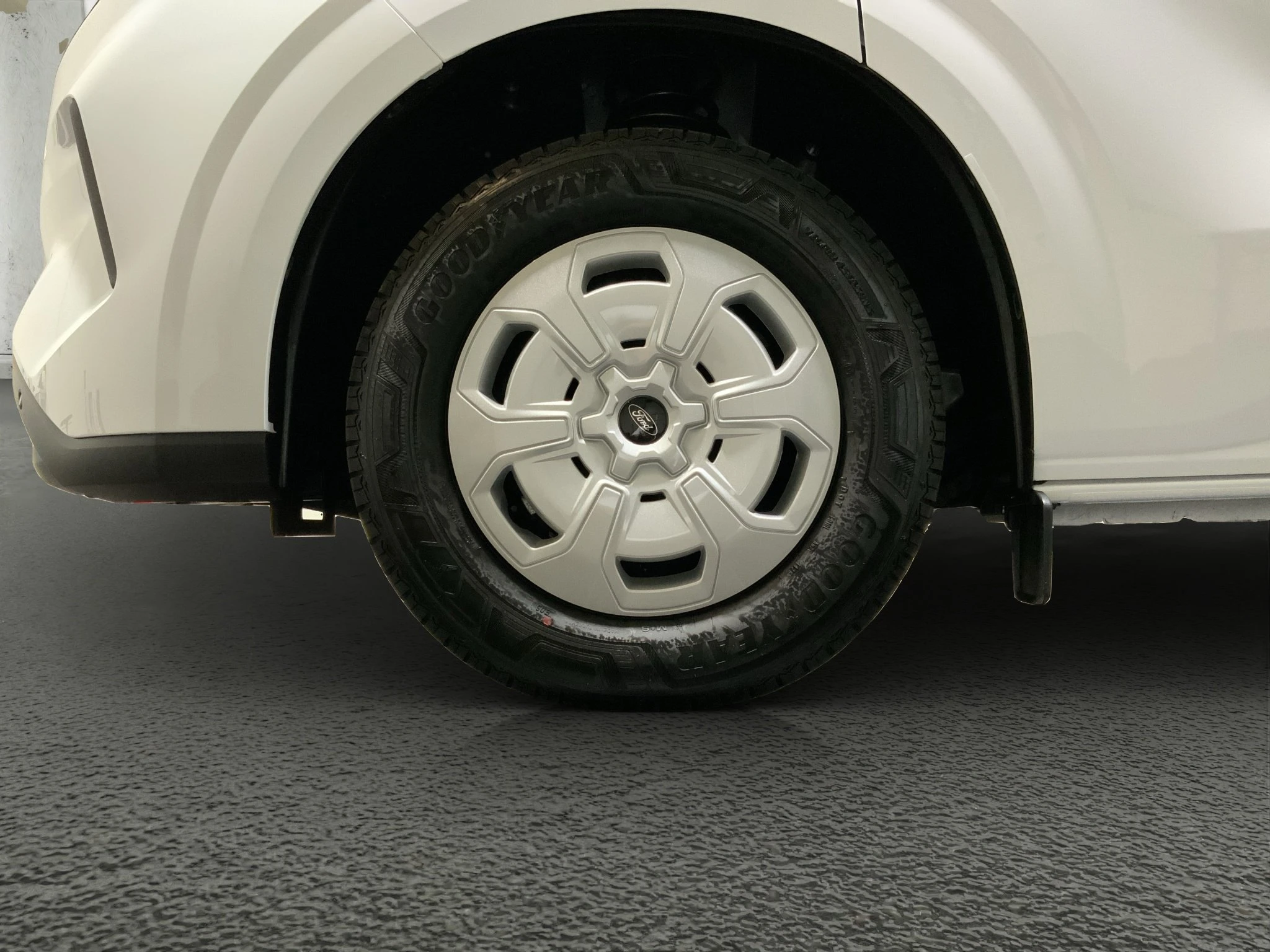 Ford-Transit Custom-image-8