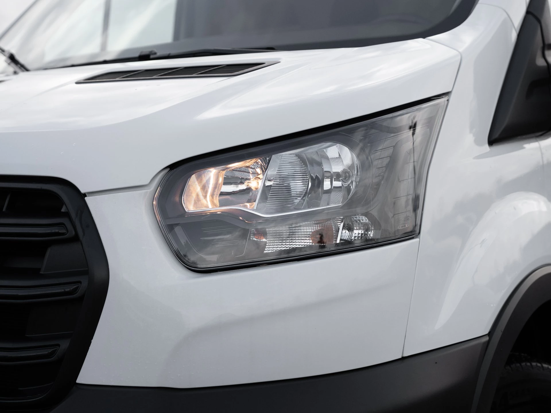 Ford-Transit-image-19