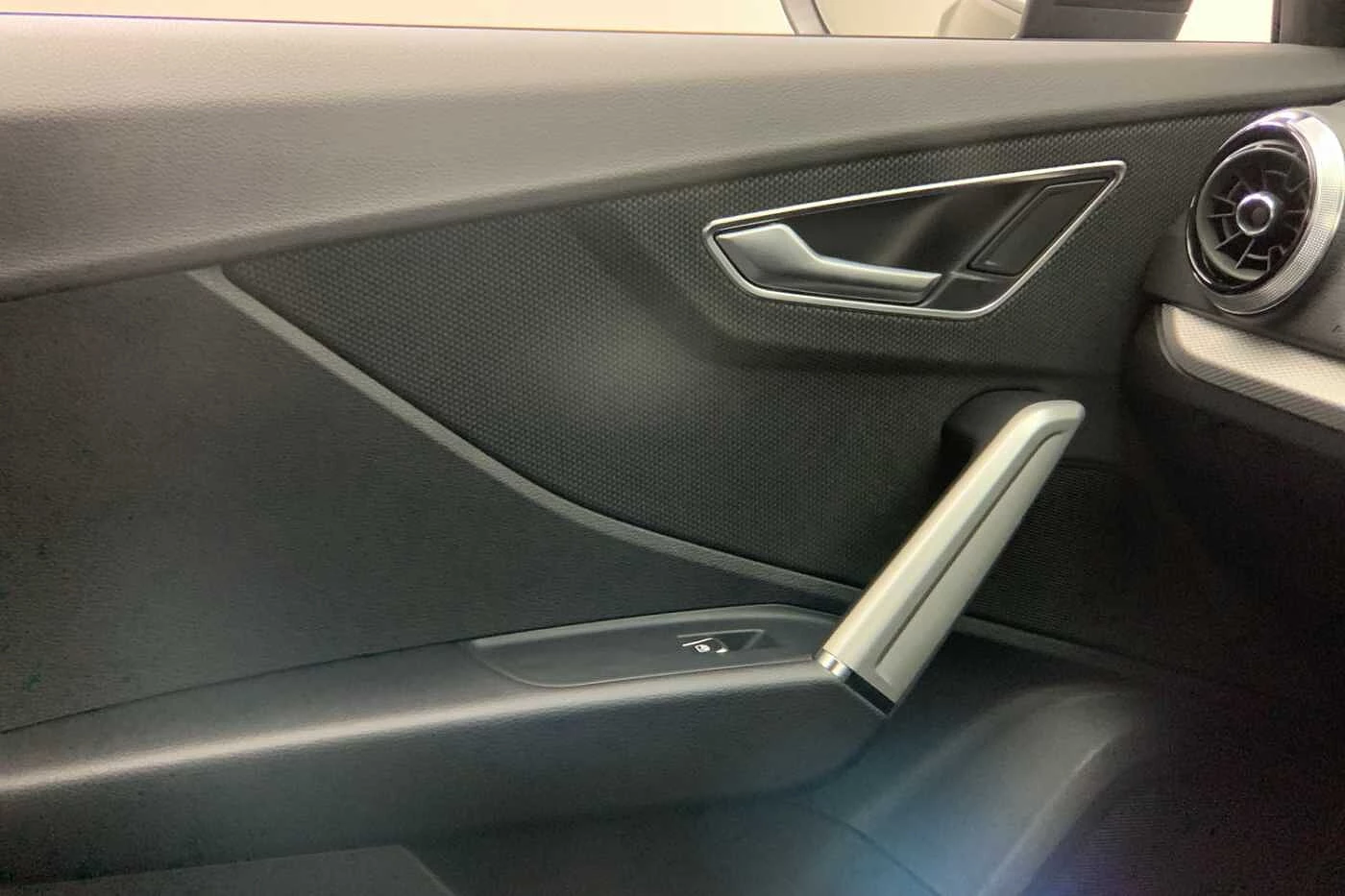 Audi-Q2-image-21