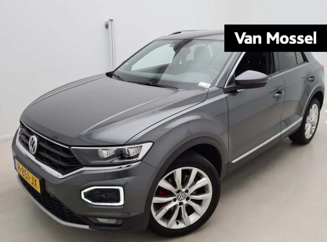 Volkswagen-T-Roc-image-0
