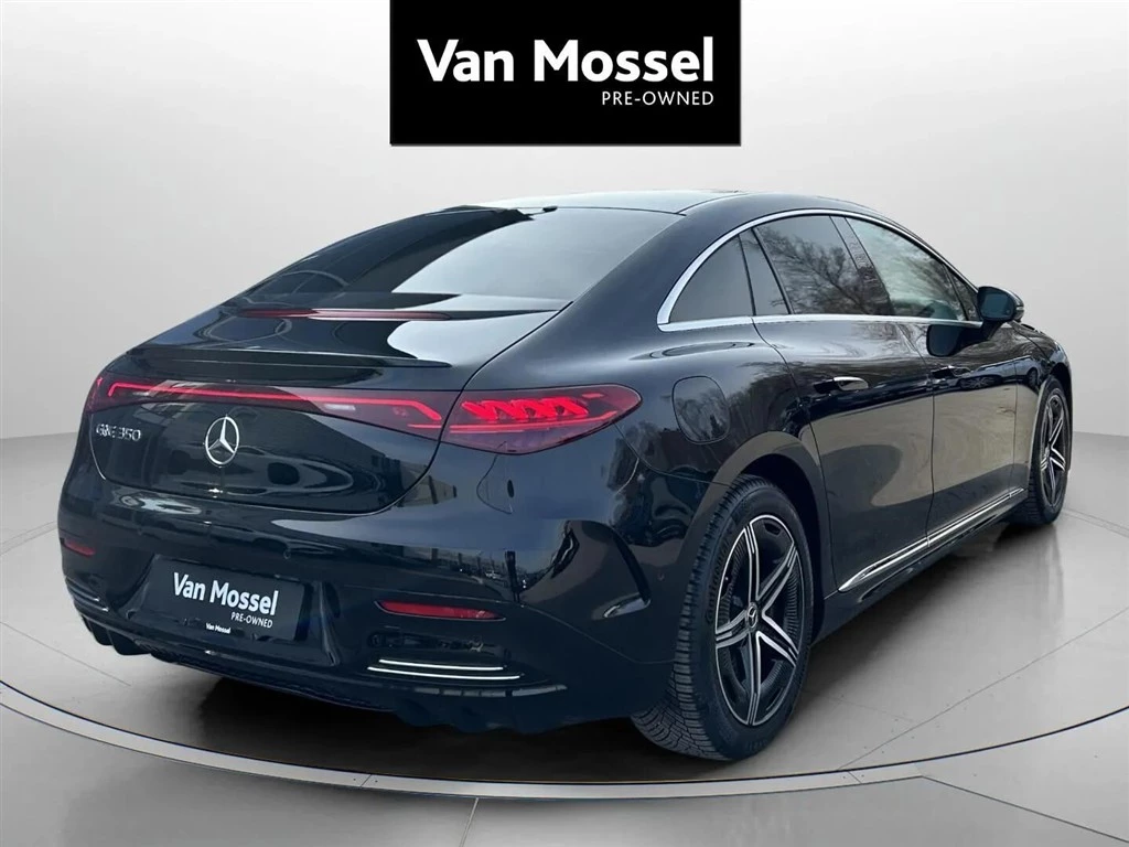 Mercedes-Benz-EQE-image-4