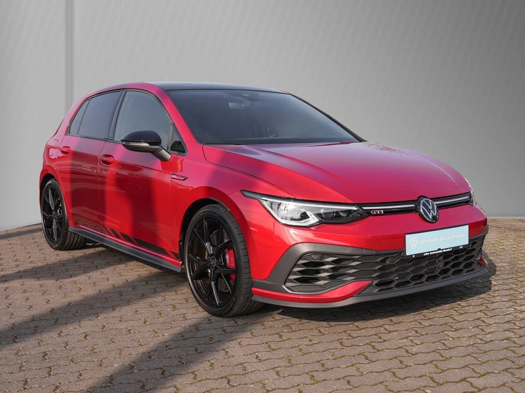 Volkswagen-Golf-image-2