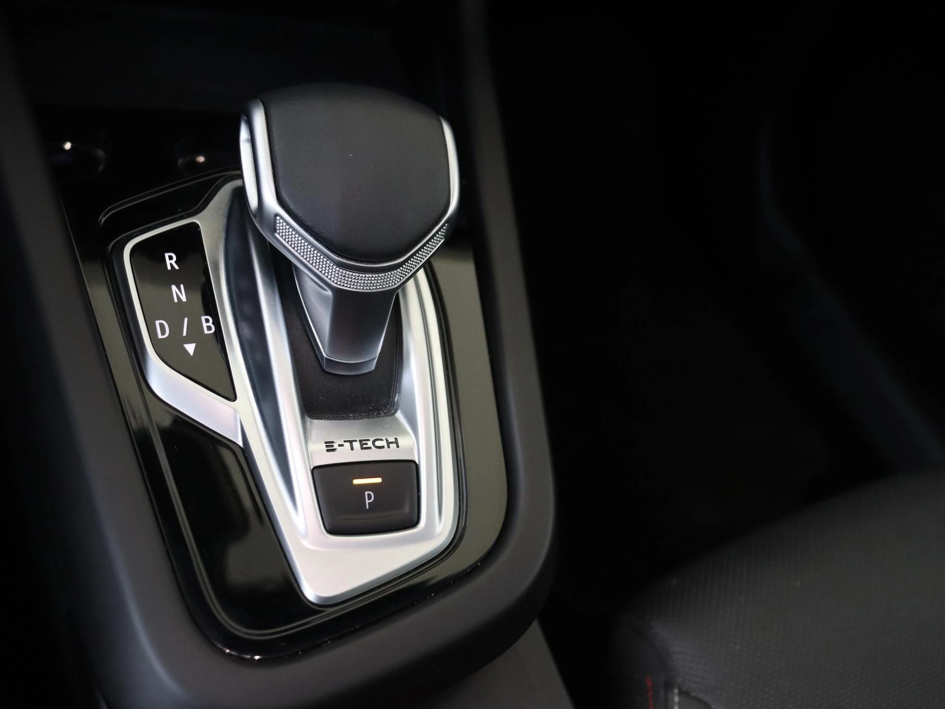 Renault-Arkana-image-14