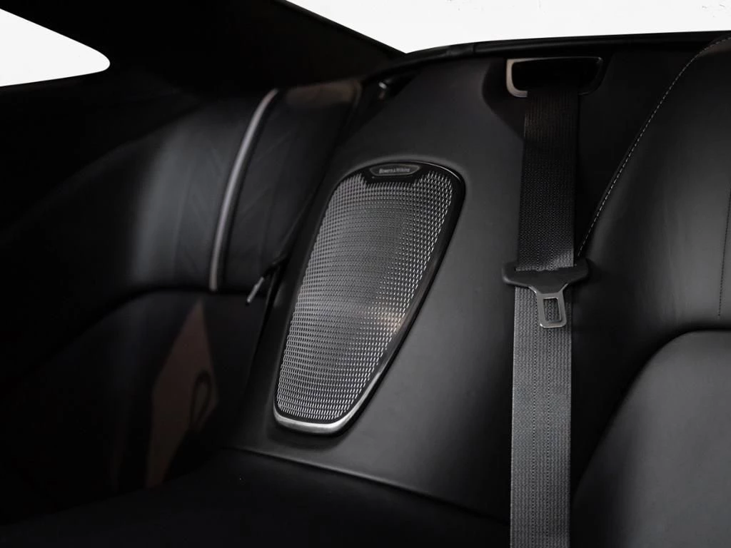 Aston Martin DB12 S Coupe Aston Martin Hamburg