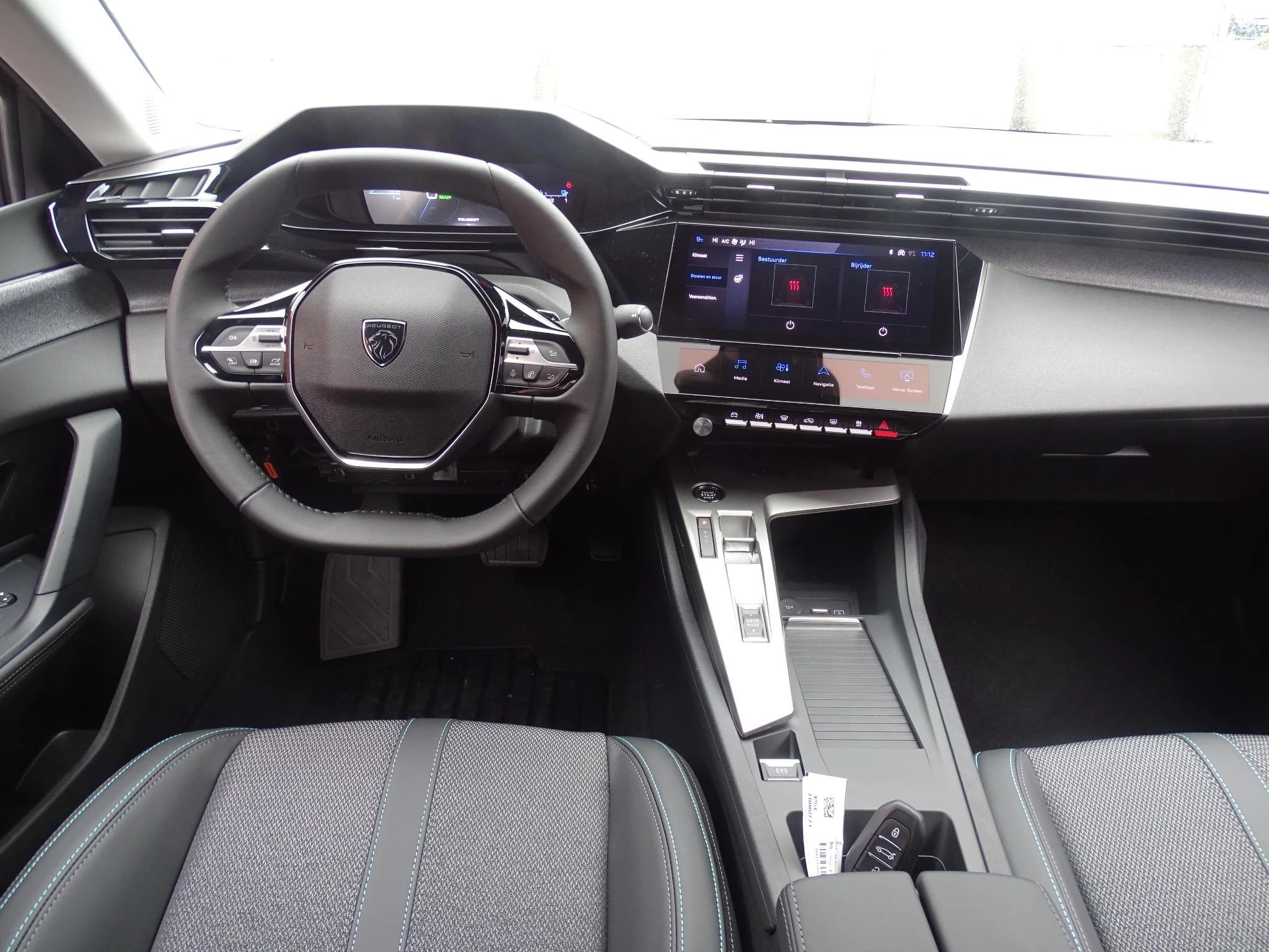 Peugeot 408 e-408 210 Allure