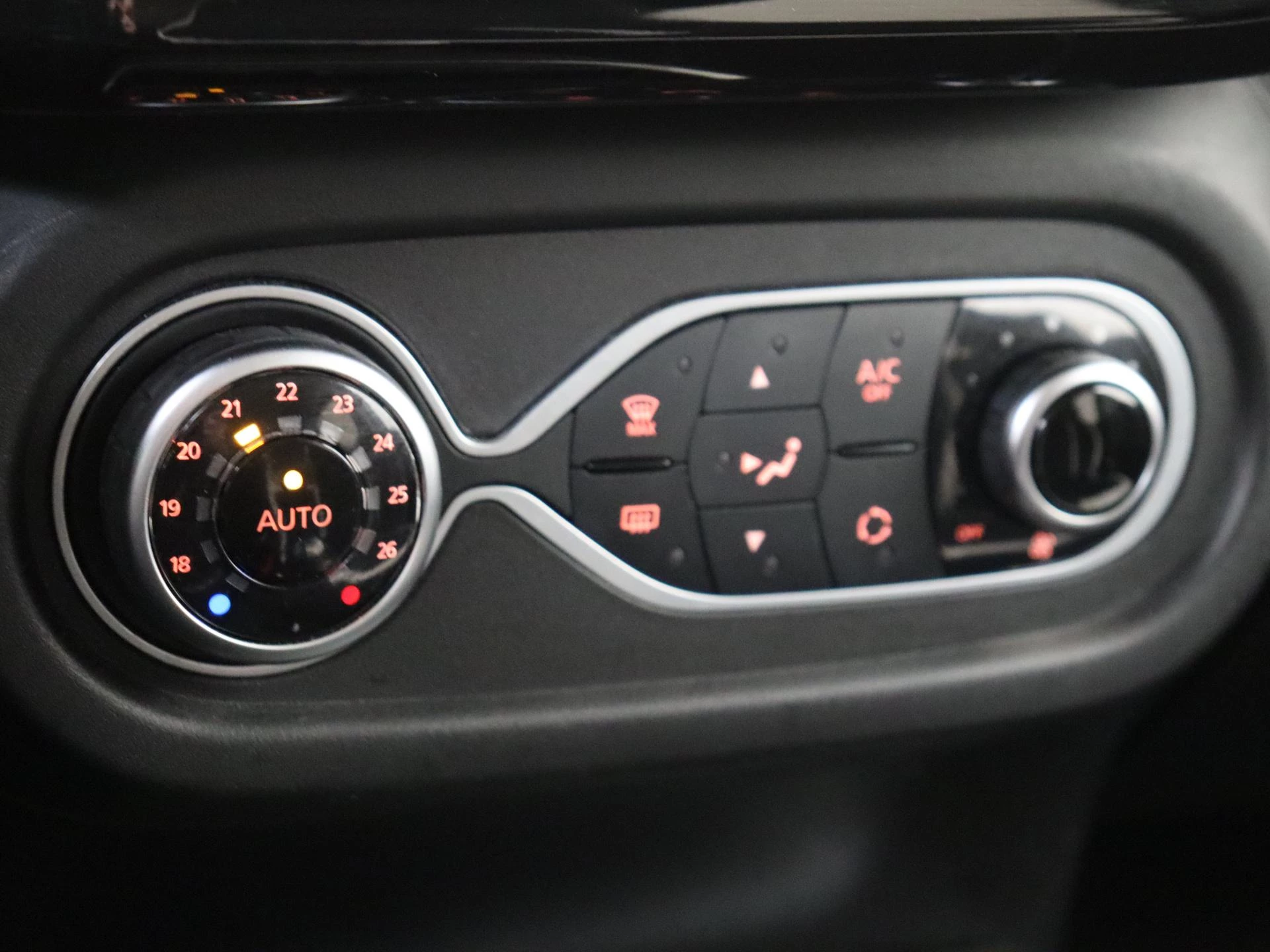 Renault-Twingo-image-21