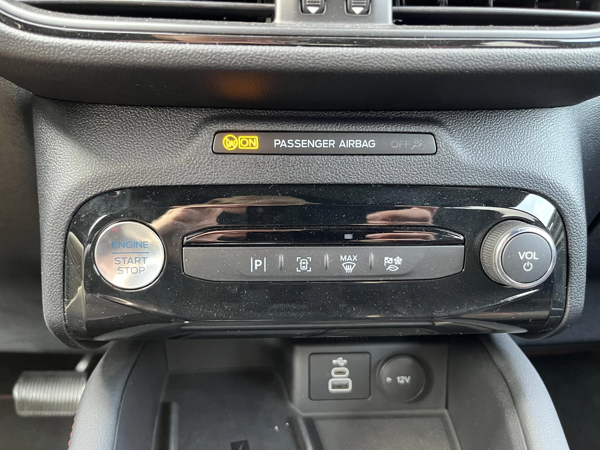 Ford-Kuga-image-35