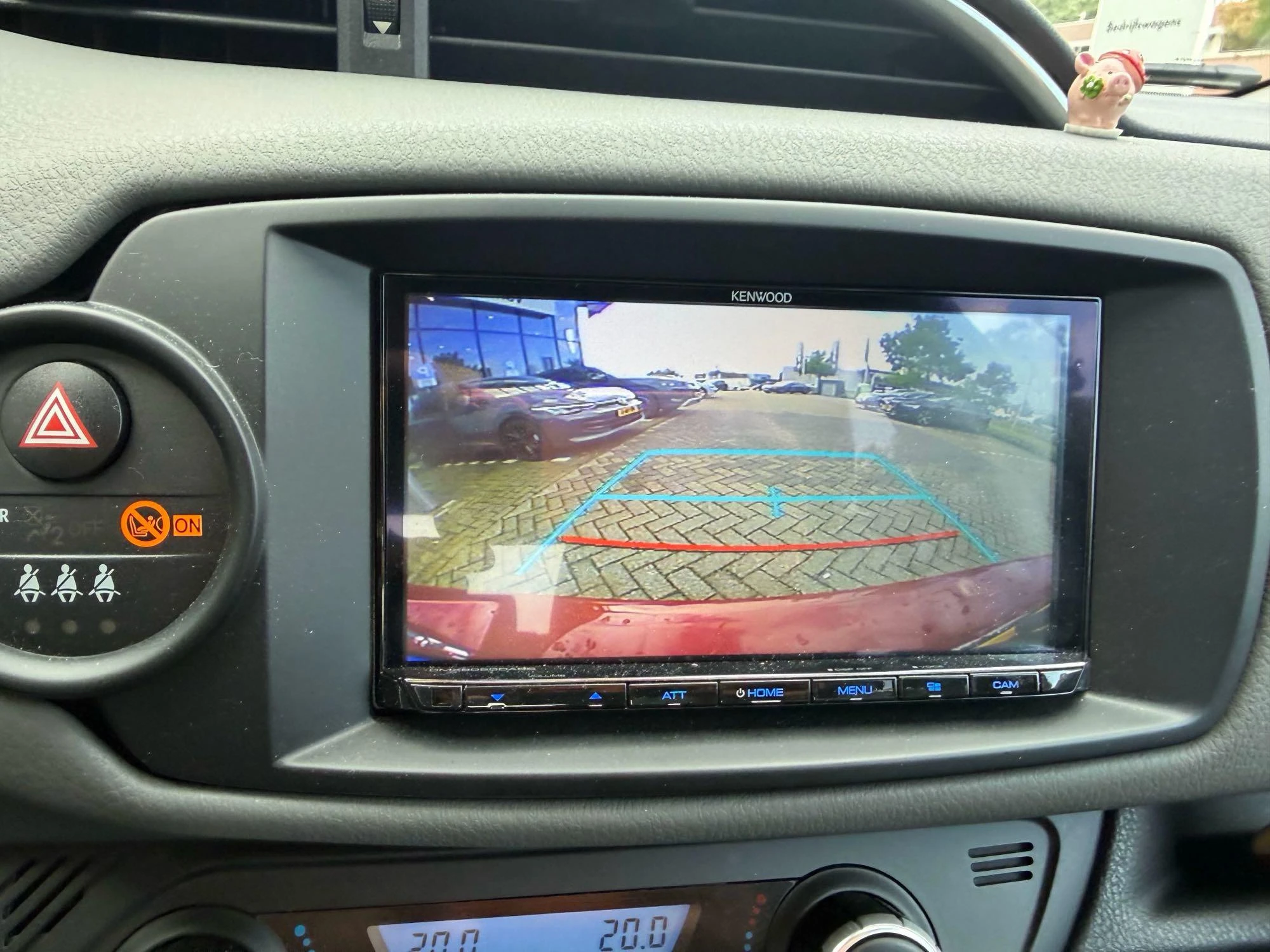Toyota-Yaris-image-15