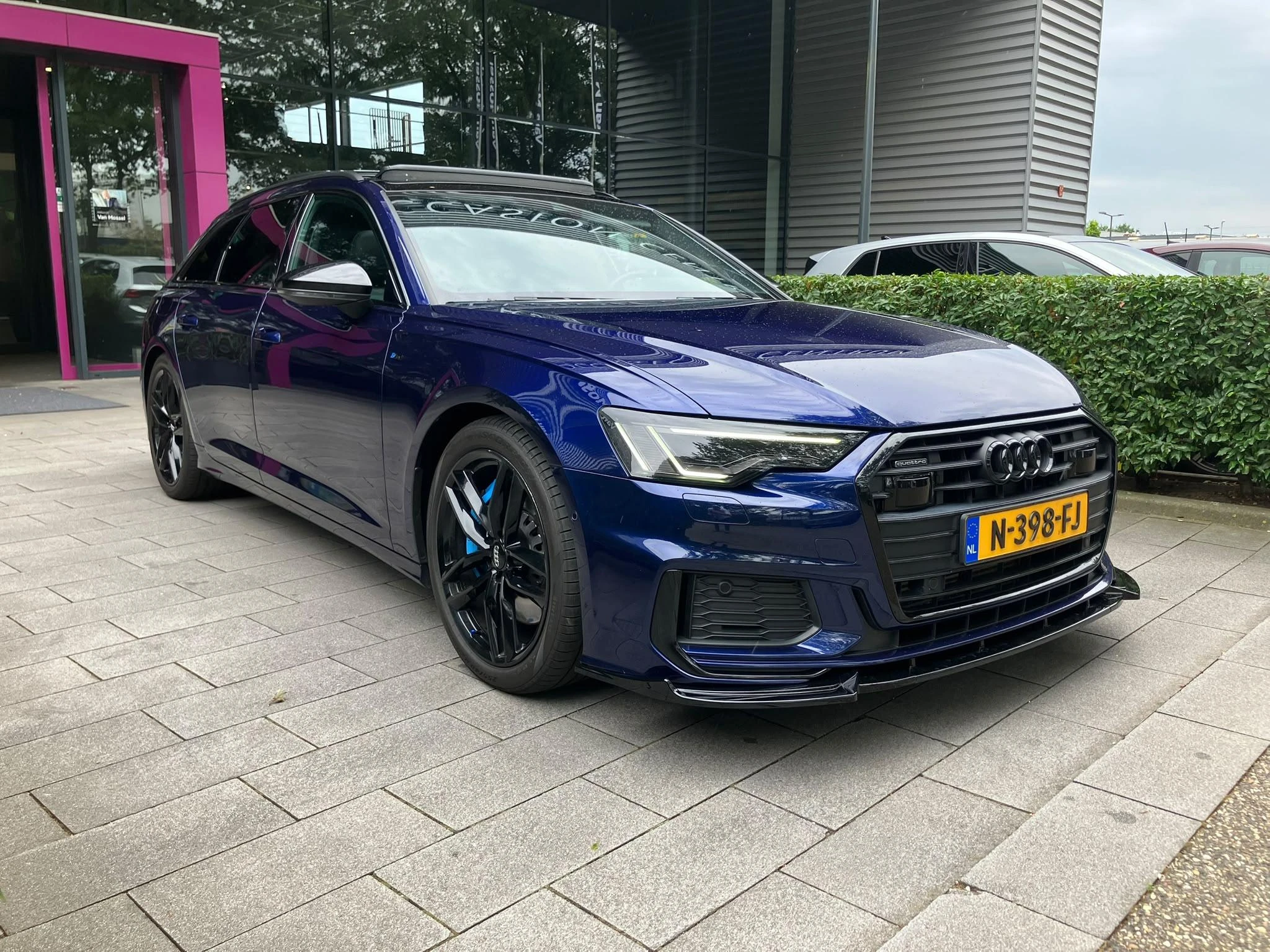 Audi-A6-image-2