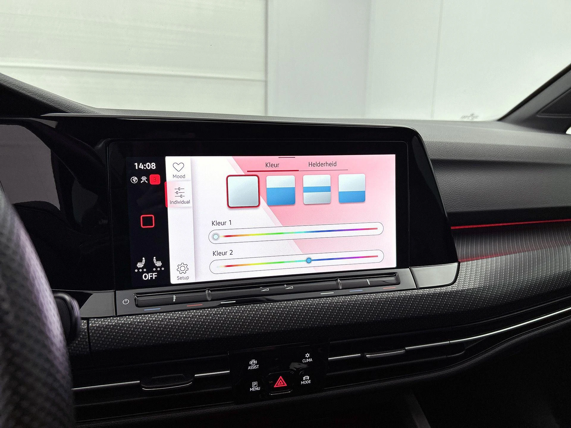 Volkswagen-Golf-image-34