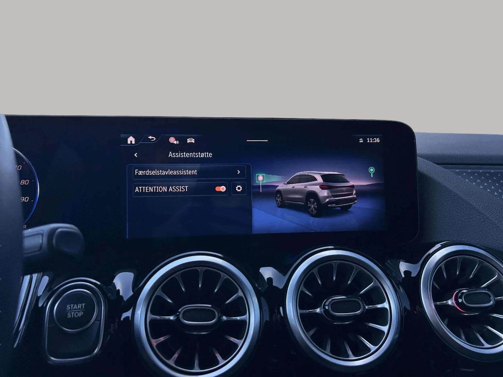 Mercedes-Benz-EQA-image-16