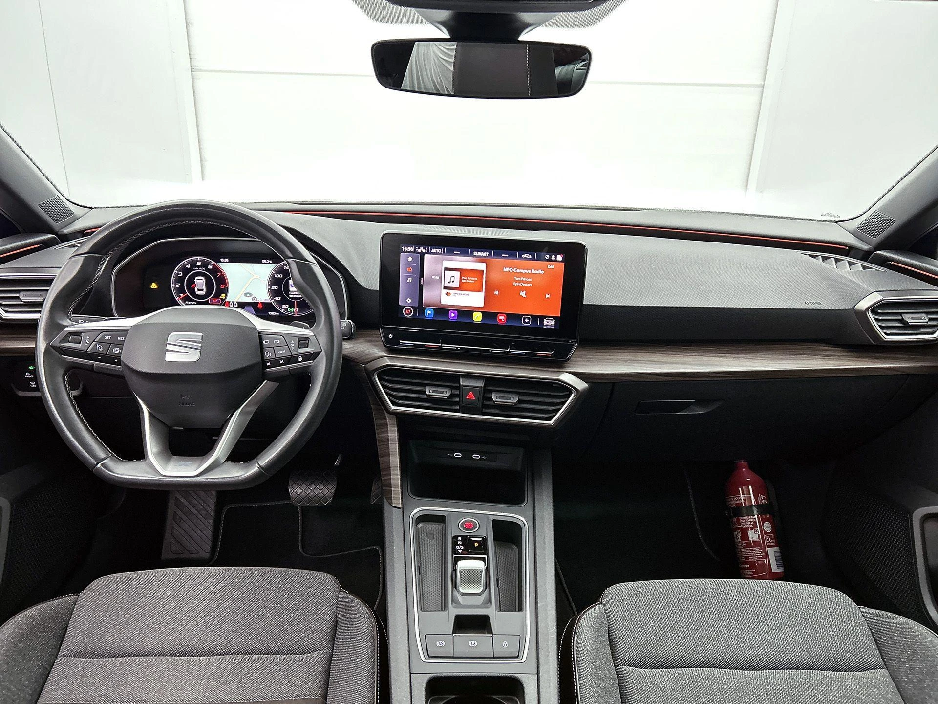 SEAT-Leon-image-20