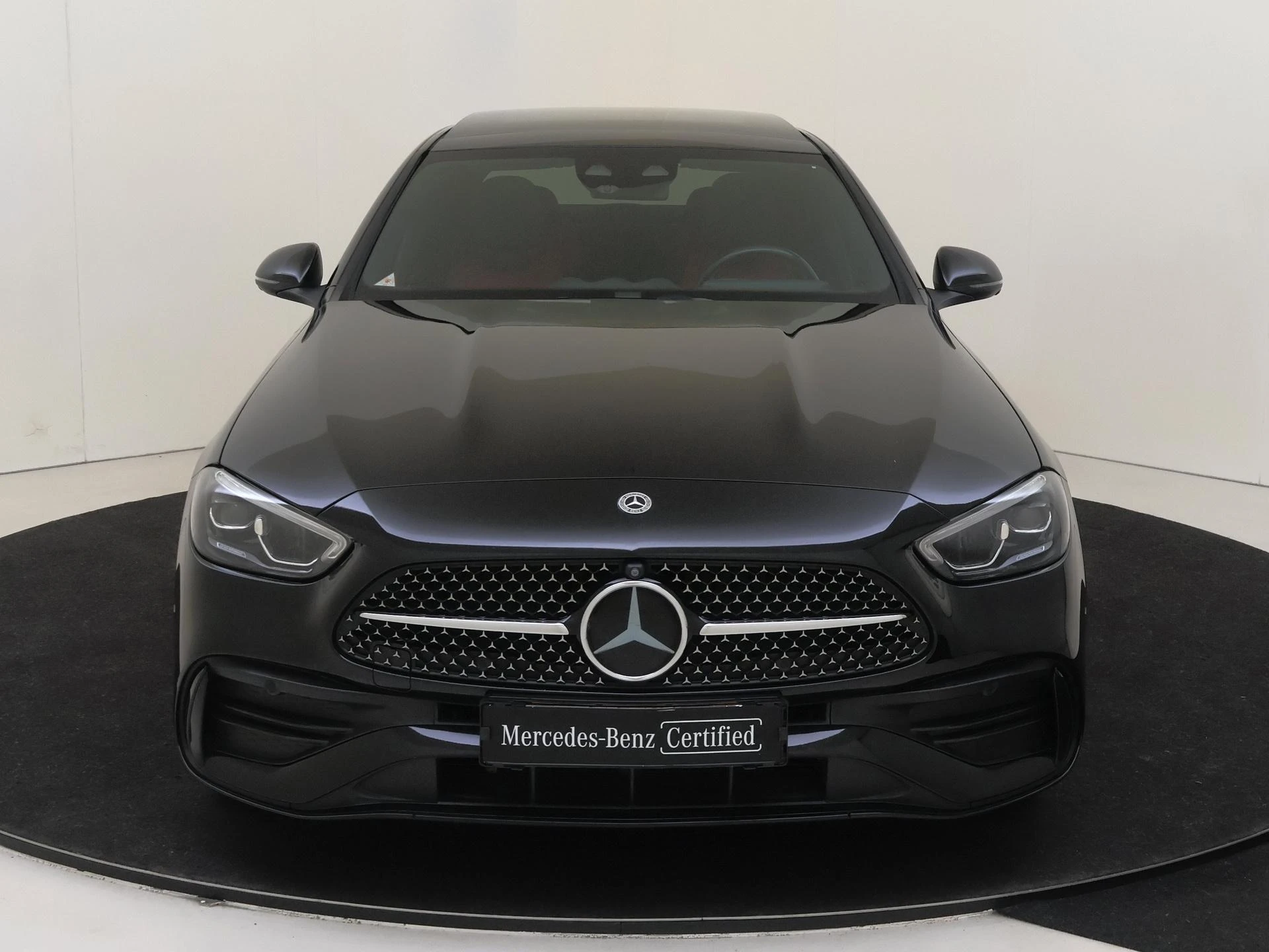 Mercedes-Benz-C-Klasse-image-5