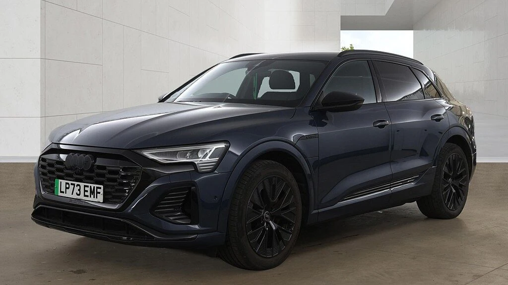 Audi-Q8 e-tron-image-1