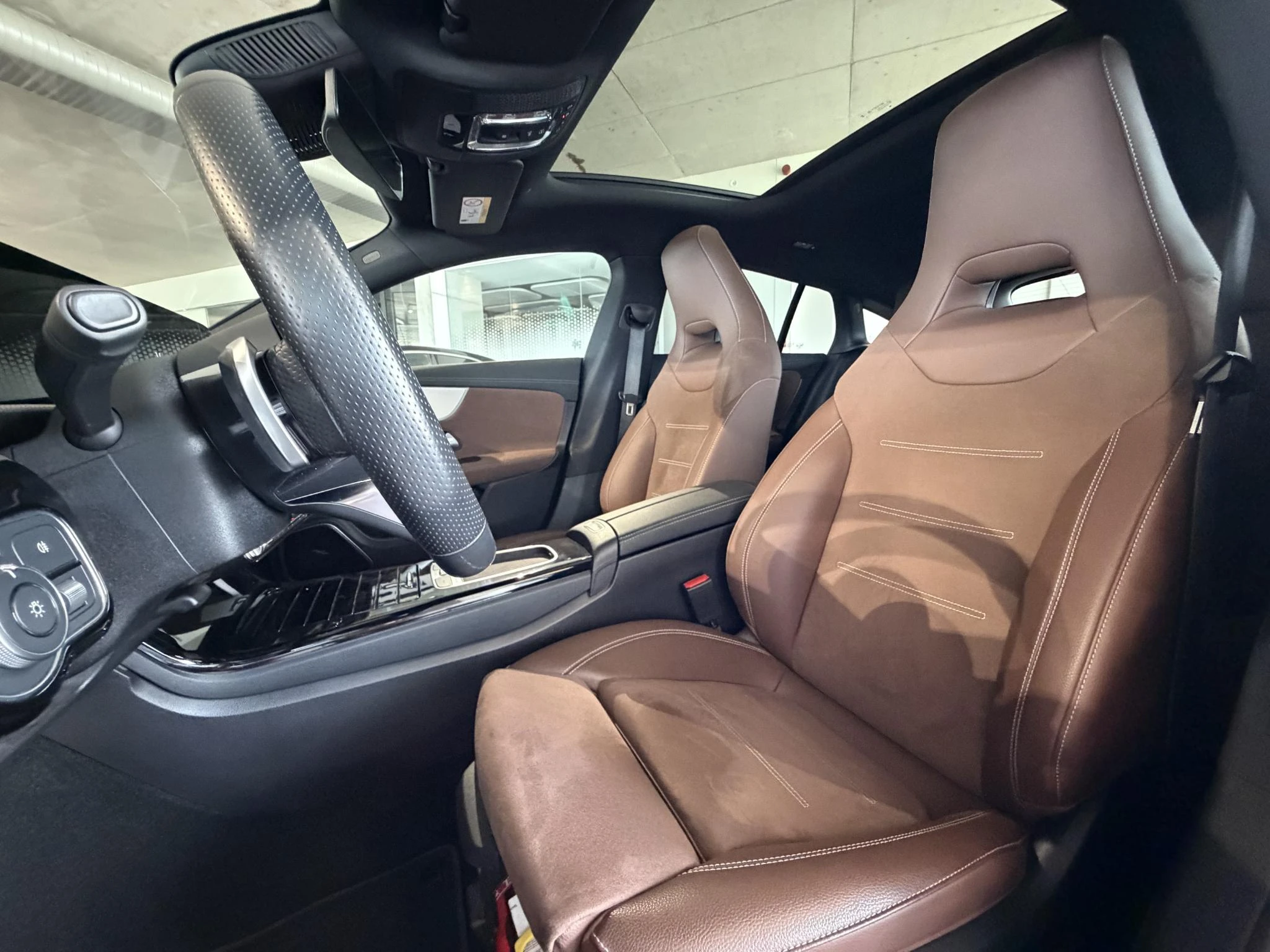 Mercedes-Benz-CLA-image-10