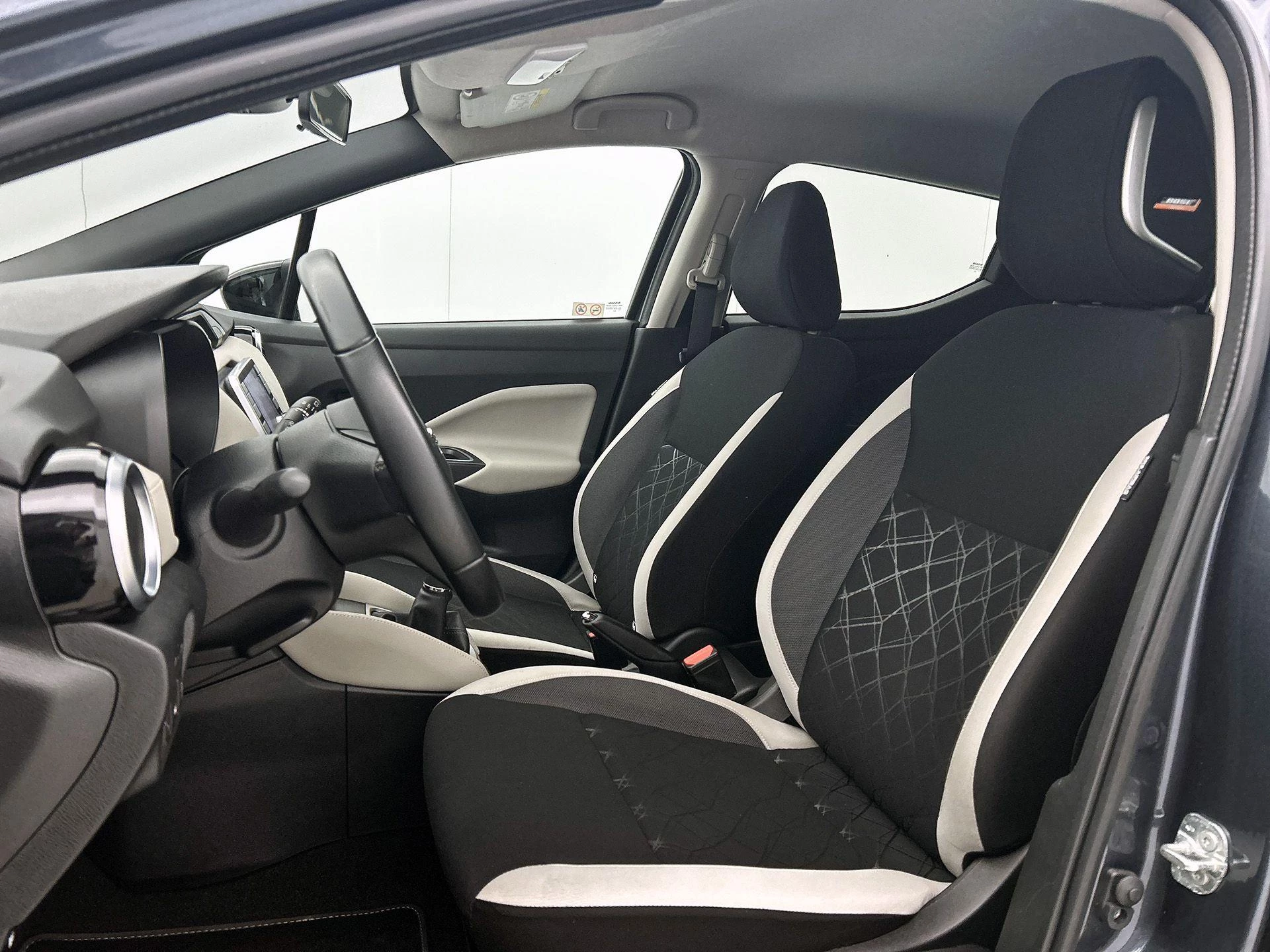 Nissan-Micra-image-28