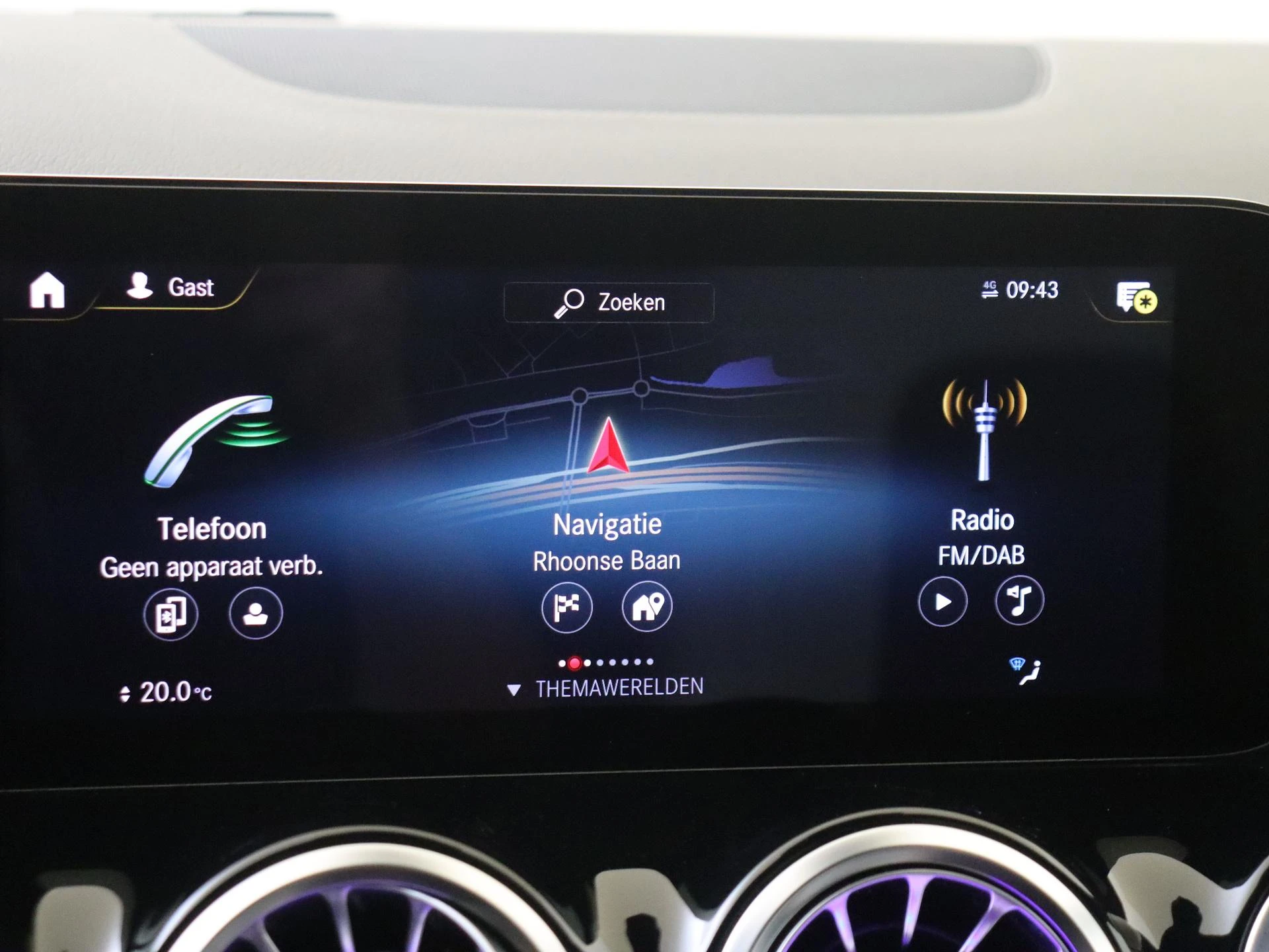 Mercedes-Benz-B-Klasse-image-16