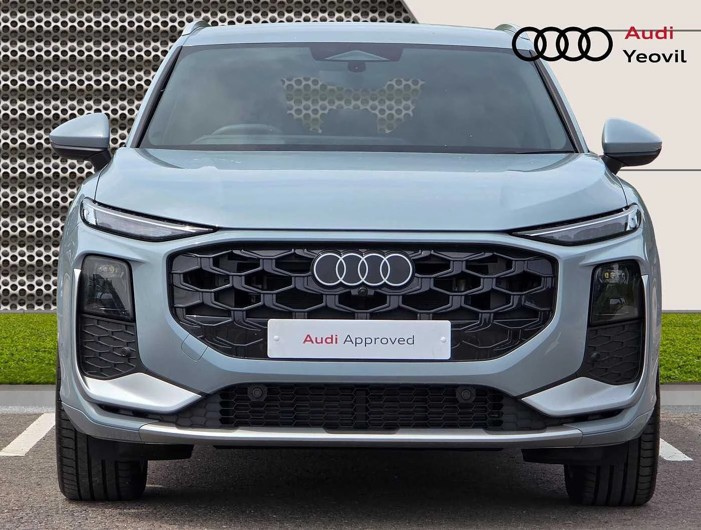 Audi-Q3-image-6
