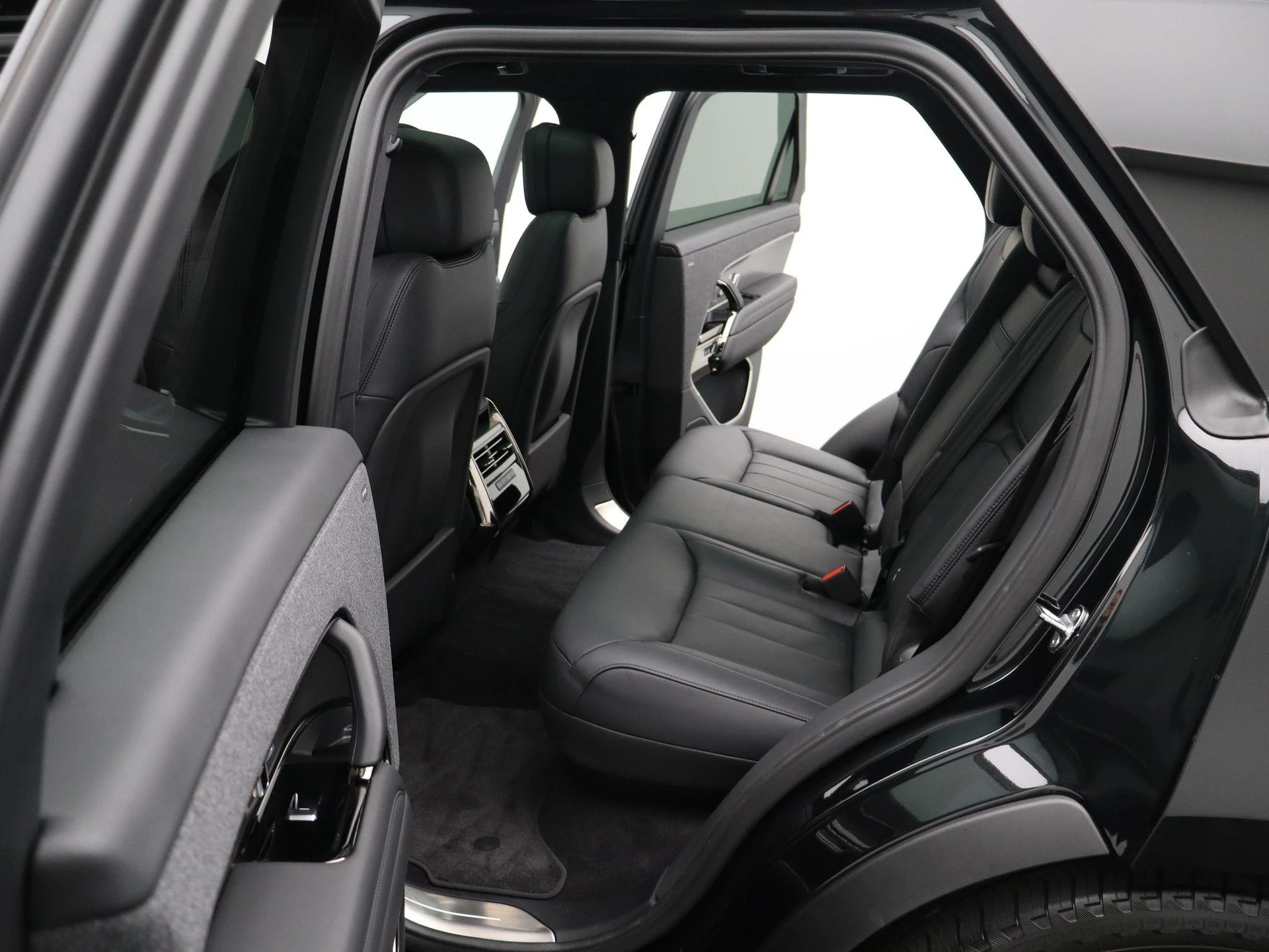 Land Rover-Range Rover Sport-image-11