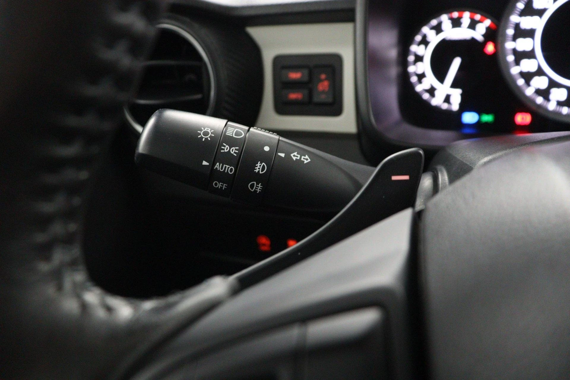 Suzuki-Ignis-image-25