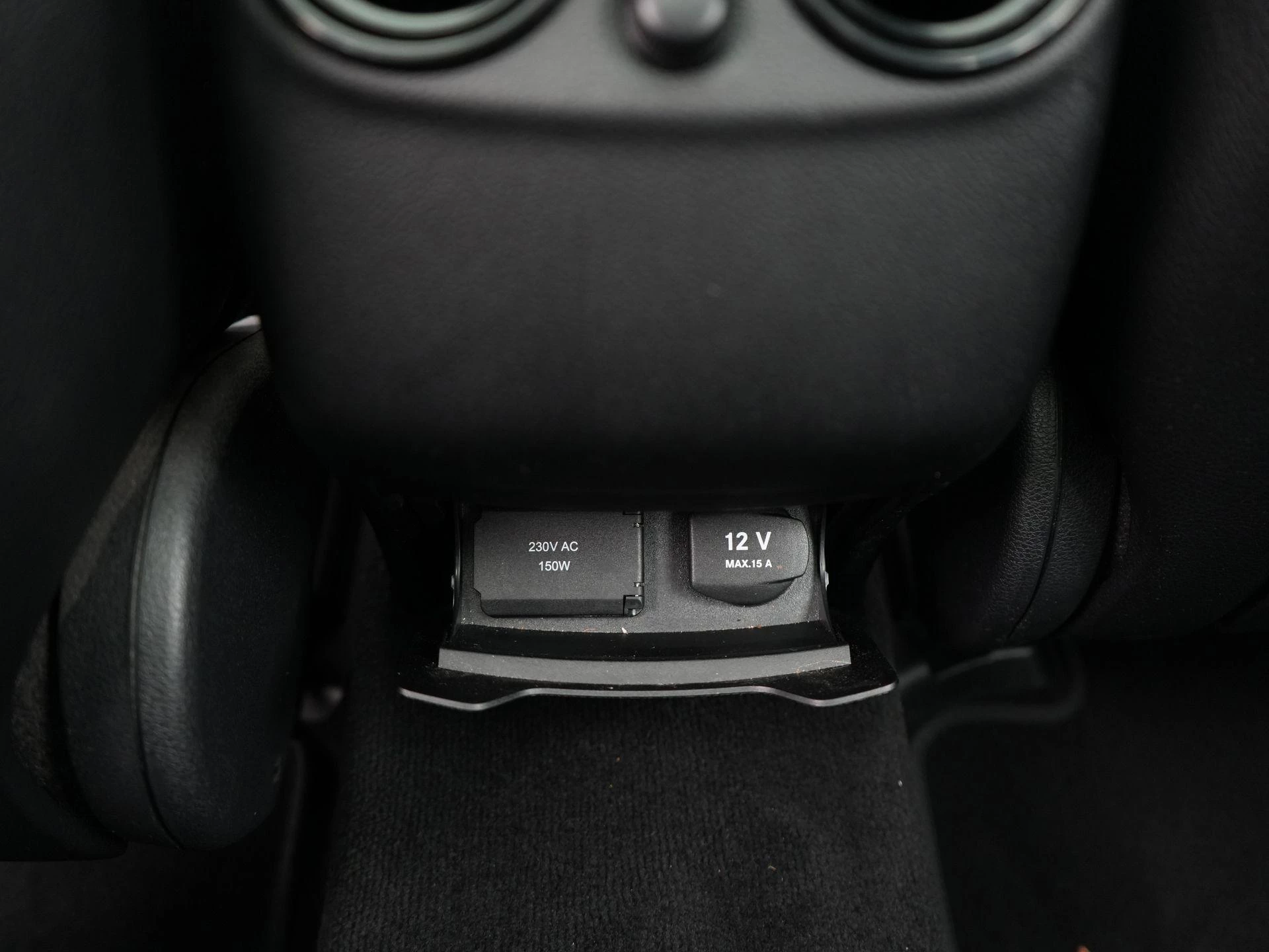 Mercedes-Benz-GLC-image-8