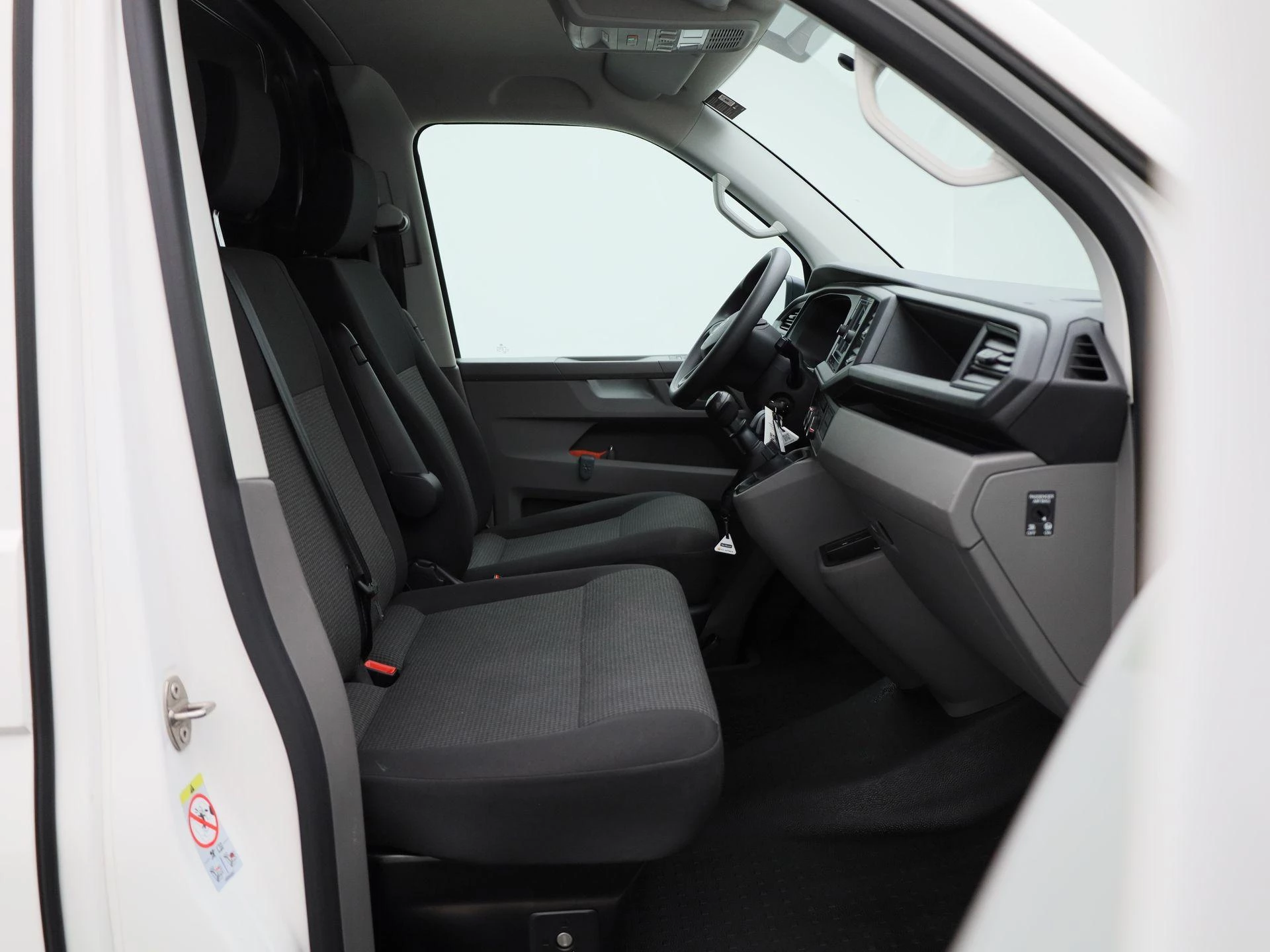 Volkswagen Transporter 2.0 TDi SCR BMT 81/110 SWB 2.8T