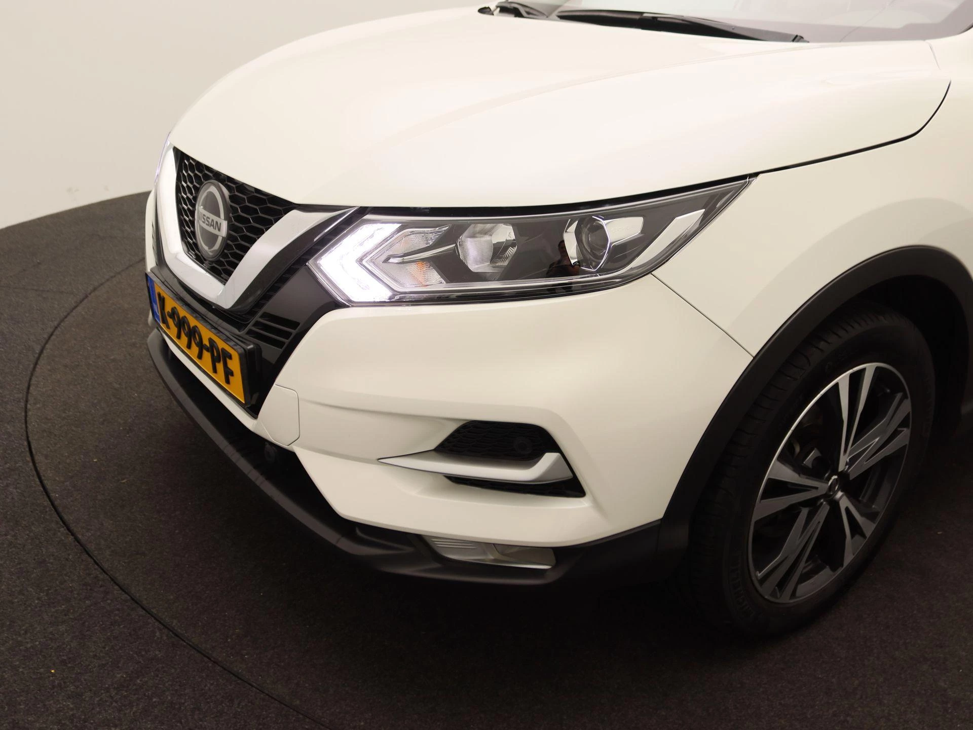 Nissan-QASHQAI-image-15