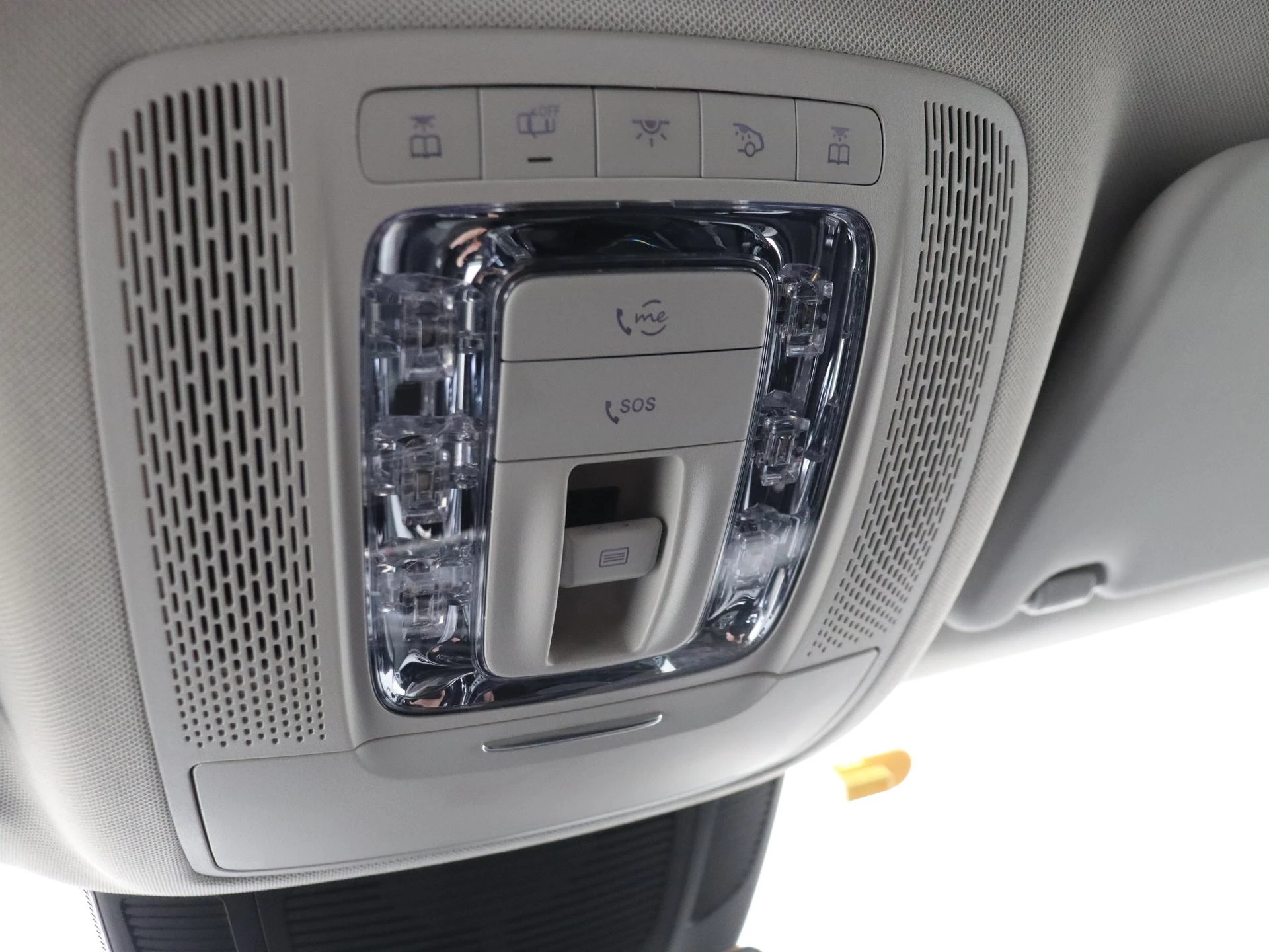 Mercedes-Benz-GLE-image-23