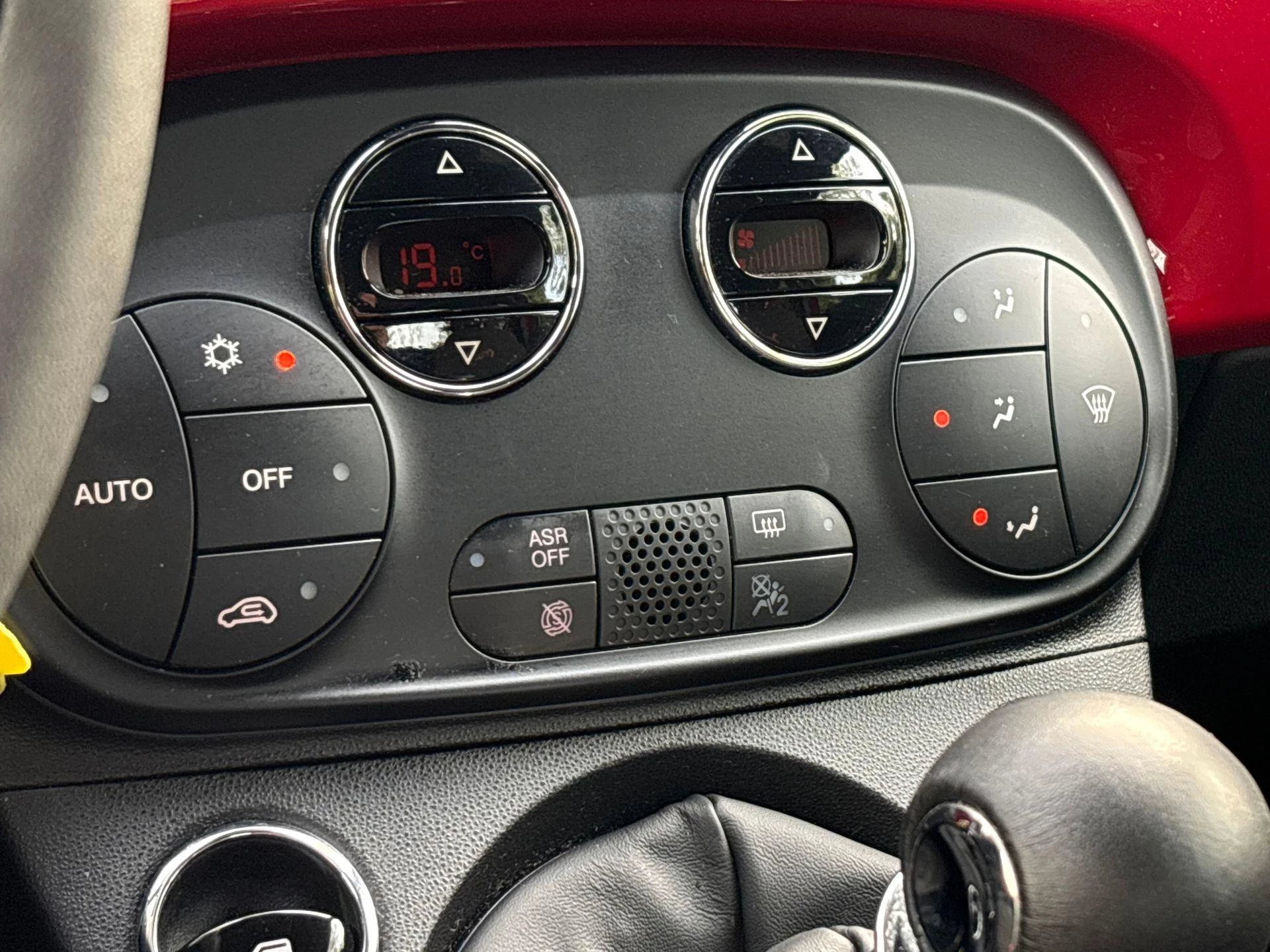 Fiat 500C 1.0 Hybrid RED
