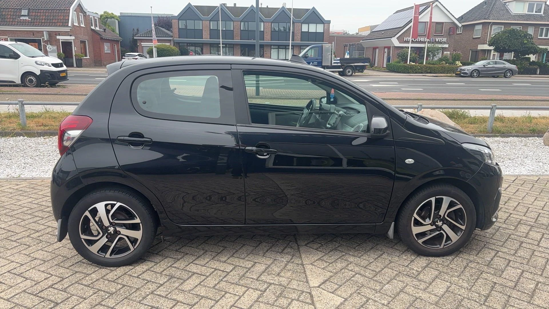 Peugeot-108-image-5