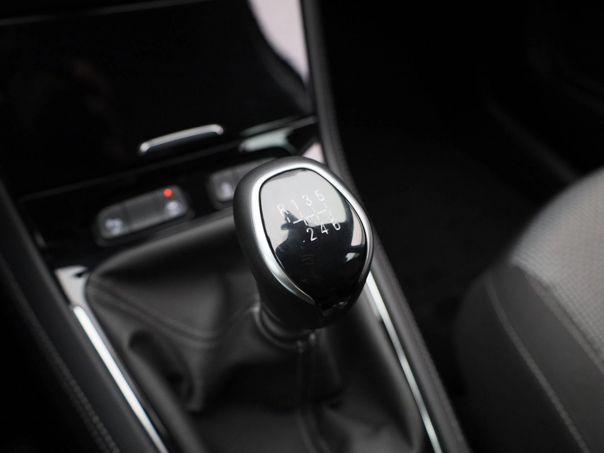 Opel-Grandland-image-25