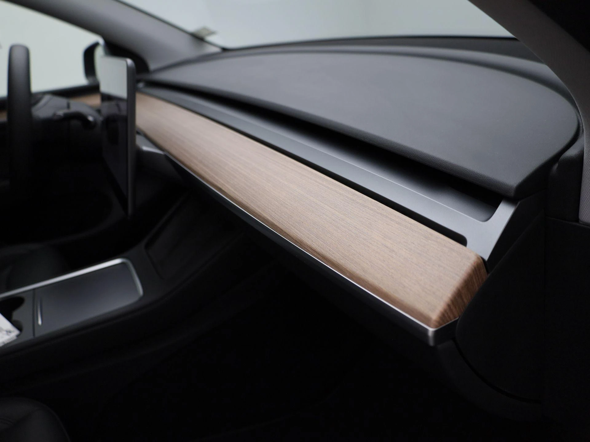 Tesla-Model Y-image-30